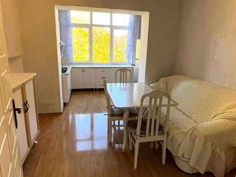 Elan №6452089 - Bakı, İçəri Şəhər m., 2 otaqlı, 65 m², 4/6 mərtəbə