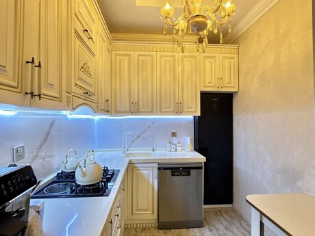 2-room apartment, 80,2 m², 28 May: 325 000 ₼ 5