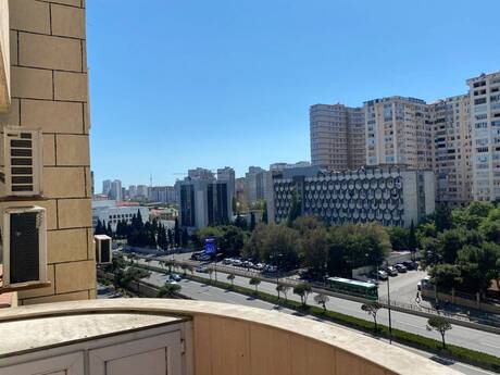Kirayə 3 otaqlı mənzil, 120 m², 20 Yanvar: 999 ₼/ay 5