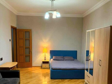 Kirayə 3 otaqlı mənzil, 150 m², Nizami: 1 200 ₼/ay 3