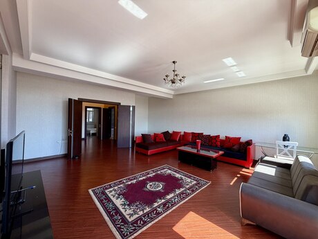 Kirayə 3 otaqlı mənzil, 137 m², Gənclik: 1 200 ₼/ay 3