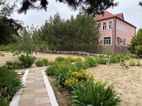 6 otaqlı həyət evi, 400 m², Novxanı: 380 000 ₼ 2