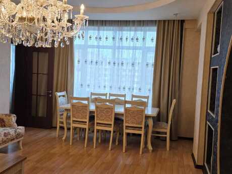 4 otaqlı mənzil, 137 m², 8-ci kilometr: 310 000 ₼ 2