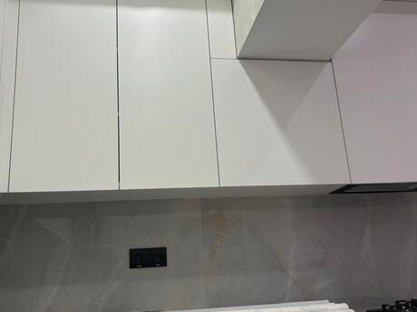 Kirayə 3 otaqlı mənzil, 117 m², Koroğlu: 1 000 ₼/ay 3