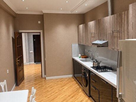 4 otaqlı mənzil, 170 m², Nərimanov: 518 000 ₼ 5
