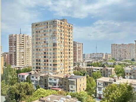 3 otaqlı mənzil, 110 m², Elmlər Akademiyası: 297 000 ₼ 3
