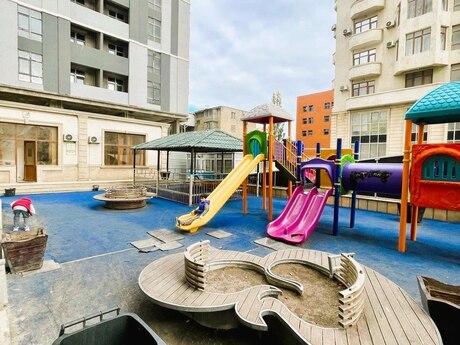 3 otaqlı mənzil, 127 m², Elmlər Akademiyası: 370 000 ₼ 3
