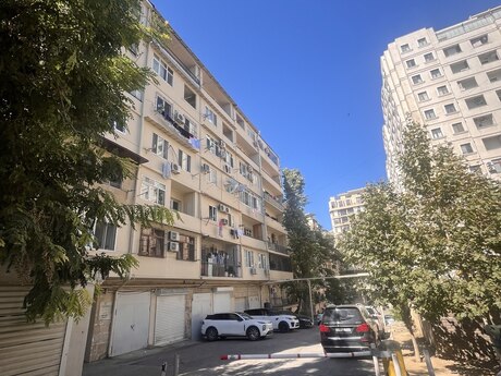 2-комнатная квартира, 58 м², İçəri Şəhər: 215 000 ₼ 3