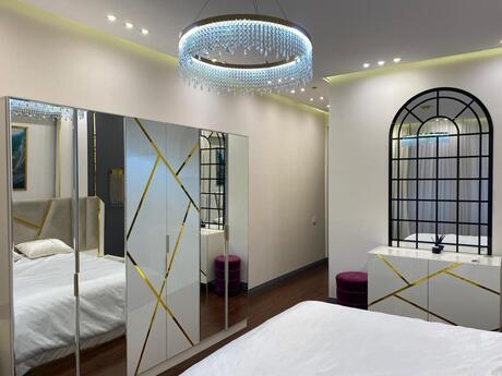 Kirayə 3 otaqlı mənzil, 175 m², 28 May: 2 700 ₼/ay 4