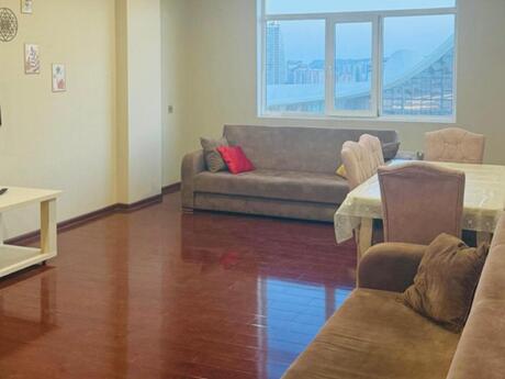 Kirayə 3 otaqlı mənzil, 160 m², Nəriman Nərimanov: 1 200 ₼/ay 2