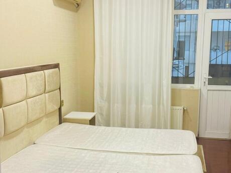 Kirayə 3 otaqlı mənzil, 160 m², Nəriman Nərimanov: 1 200 ₼/ay 4