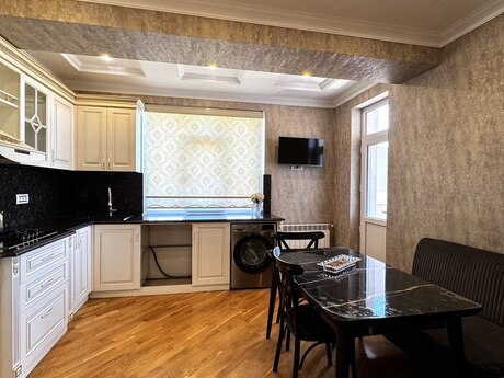 3-комнатная квартира, 133 м², Həzi Aslanov: 355 000 ₼ 3