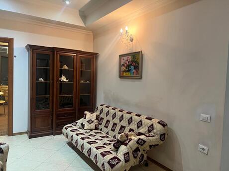 Elan №6452584 - Bakı, İçəri Şəhər m., 4 otaqlı, 184 m², 16/17 mərtəbə