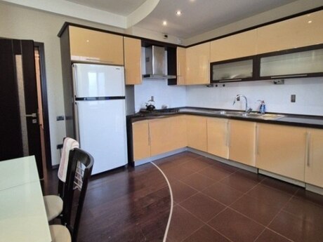 4-room apartment, 160 m², İnşaatçılar: 370 000 ₼ 3