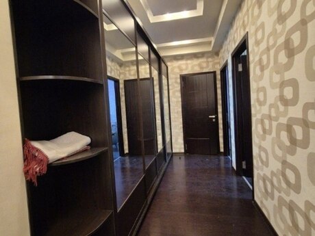 4-room apartment, 160 m², İnşaatçılar: 370 000 ₼ 4