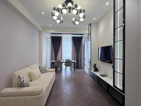 2 otaq · 75 m² · 10/18 mərtəbə, Gənclik