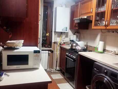 3-room old-build apartment for sale in 20 Yanvar, 90 m², 205 000 AZN, photo 4 / 7