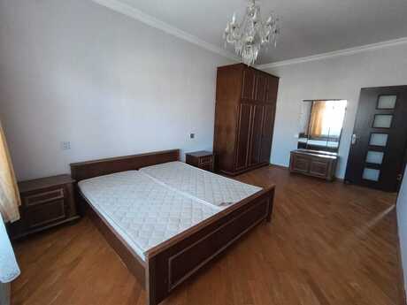 3-room apartment for rent, 80 m², 8-ci mikrorayon: 850 ₼/mo 2