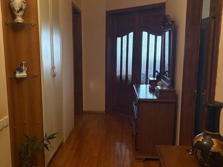 2 otaqlı mənzil, 80 m², Nizami: 340 000 ₼ 2