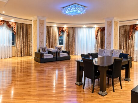 Kirayə 3 otaqlı mənzil, 178 m², 8 Noyabr: 1 000 ₼/ay 2