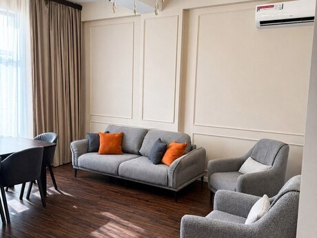 Kirayə 3 otaqlı mənzil, 122 m², 28 May: 1 950 ₼/ay 4