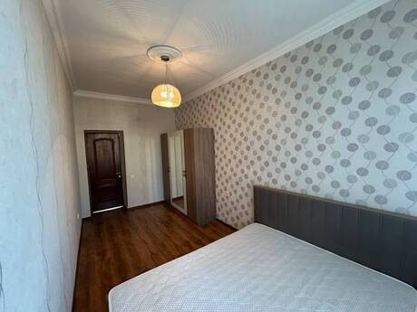 Qara Qarayevdə 2 otaqlı köhnə tikili mənzil kirayə verilir, 55 m², 700 AZN/ay, şəkil 4 / 12