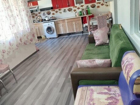 4 otaqlı həyət evi, 150 m², Əmircan: 90 000 ₼ 2