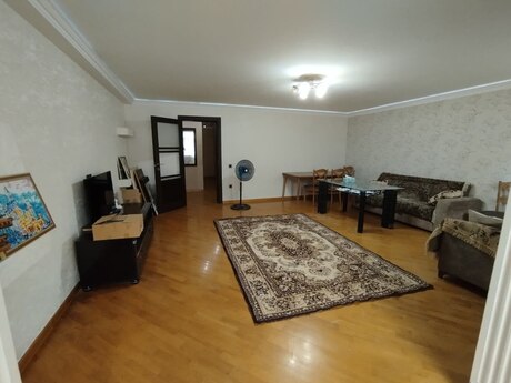 3-комнатная квартира, 62 м², Elmlər Akademiyası: 190 000 ₼ 3