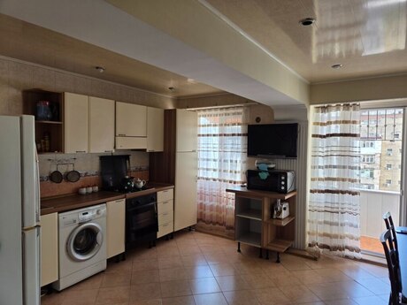 Kirayə 3 otaqlı mənzil, 85 m², Elmlər Akademiyası: 950 ₼/ay 4