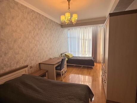Аренда: 3-комнатная квартира, 140 м², Nəriman Nərimanov: 1 500 ₼/мес 4