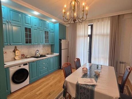 Аренда: 3-комнатная квартира, 140 м², Nəriman Nərimanov: 1 500 ₼/мес 2