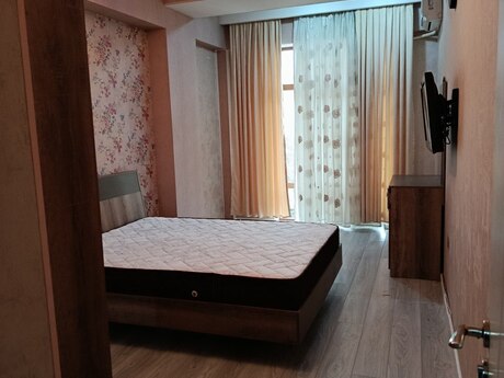 Аренда: 3-комнатная квартира, 99 м², Şah İsmayıl Xətai: 900 ₼/мес 3