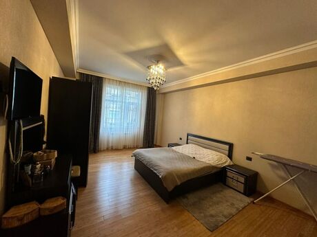 4 otaqlı mənzil, 145 m², Səbail: 350 000 ₼ 3