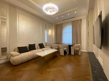 Kirayə 3 otaqlı mənzil, 150 m², Ağ şəhər: 5 000 ₼/ay 4