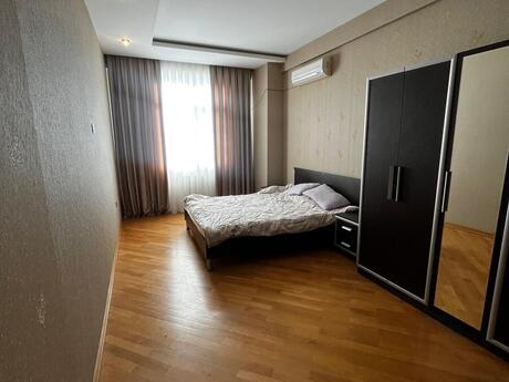 Аренда: 2-комнатная квартира, 130 м², 28 May: 1 000 ₼/мес 5