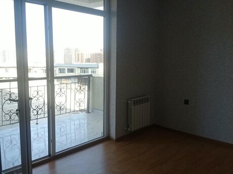 2 otaqlı mənzil, 72 m², 28 May: 250 000 ₼ 5