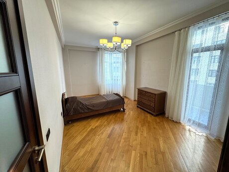Kirayə 3 otaqlı mənzil, 170 m², Nəsimi: 1 300 ₼/ay 5