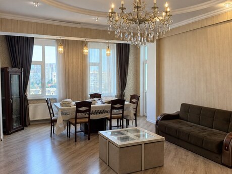 3 otaqlı mənzil, 130 m², Şah İsmayıl Xətai: 340 000 ₼ 2