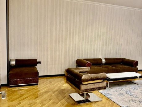 2-room apartment for rent, 120 m², Nəriman Nərimanov: 1 100 ₼/mo 4