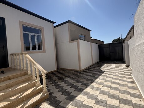 4 otaqlı həyət evi, 100 m², Binə: 82 000 ₼ 2