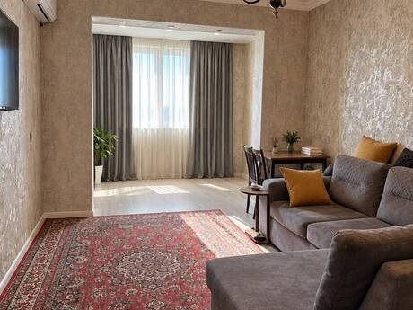 2 otaq · 68 m² · 5/5 mərtəbə, Xalqlar Dostluğu