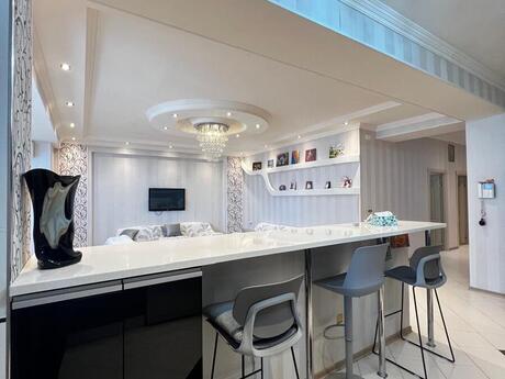 3 otaqlı mənzil, 117 m², 20 Yanvar: 305 000 ₼ 5