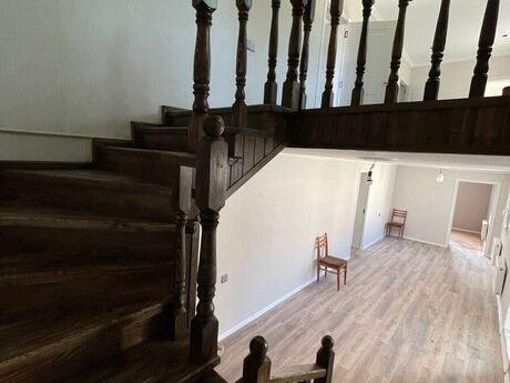 Elan №6453638 - Bakı, Novxanı q., 4 otaqlı, 185 m²