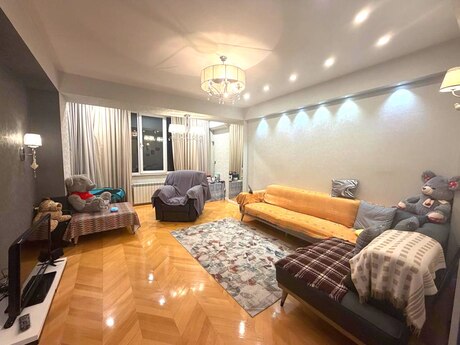 3 otaqlı mənzil, 104 m², Qara Qarayev: 332 000 ₼ 3