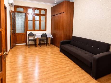 Elan №6453687 - Bakı, Memar Əcəmi m., 2 otaqlı, 40 m², 3/5 mərtəbə