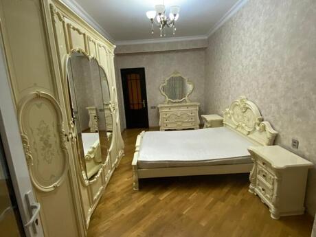 Kirayə 4 otaqlı mənzil, 110 m², Nərimanov: 950 ₼/ay 5