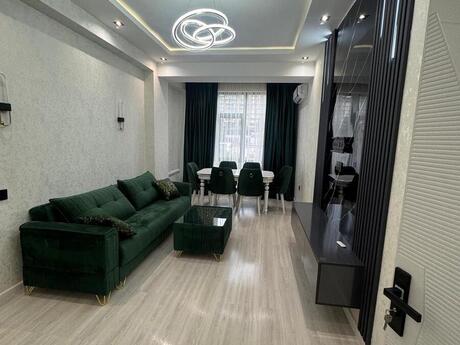 Объявление №6453713 - Баку, Хатаинский р., 2-комн., 55 м², 10/15 этаж