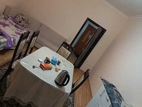 Kirayə 2 otaqlı mənzil, 90 m², İnşaatçılar: 100 ₼/ay 2