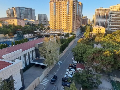 2 otaqlı mənzil, 105 m², Gənclik: 350 000 ₼ 2