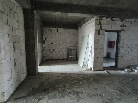4 otaqlı mənzil, 210 m², 28 May: 620 000 ₼ 4